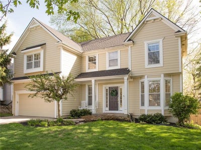 /international/us/10803-w-132nd-terrace-overland-park-ks-110107342870/