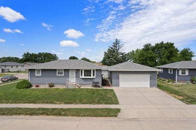 /international/us/1558-44th-avenue-columbus-ne-110109183199/