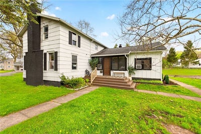 /international/us/1936-penfield-road-penfield-ny-110107665173/
