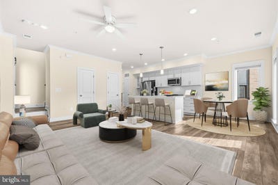 /international/us/15588-grade-line-place-woodbridge-va-110120515661/
