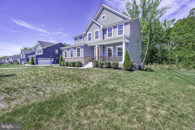 /international/us/8600-kingsland-park-drive-north-chesterfield-va-110107806678/
