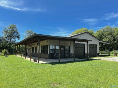 /international/us/12790-market-street-moulton-al-110100919272/