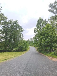 /international/us/211-ravens-nest-road-stroudsburg-pa-110100060126/