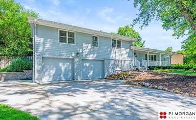 /international/us/10702-martha-street-omaha-ne-110101153191/?lang=en