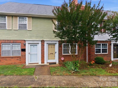 /international/us/1300-larchmont-place-salisbury-nc-110108333200/