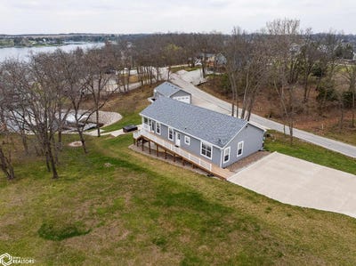/international/us/3148-fairview-place-ellston-ia-110104419671/