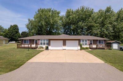 /international/us/1607-1609-e-upham-street-marshfield-wi-110101069037/