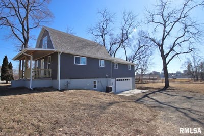 /international/us/8504-w-main-street-mapleton-il-110101332310/