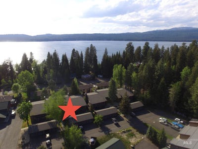 /international/us/1640-n-davis-ave-mccall-id-110099886520/