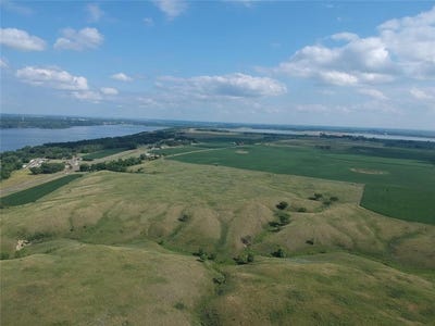 /international/us/14101-pelican-ridge-big-stone-city-sd-110105113158/