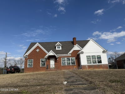 /international/us/367-w-court-avenue-w-selmer-tn-110100723185/