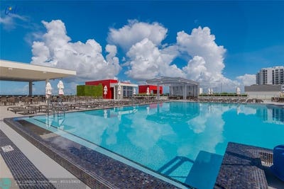 /international/us/777-n-ocean-dr-hollywood-fl-110096161887/