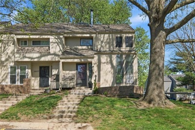 /international/us/10075-n-locust-street-kansas-city-mo-110107402640/