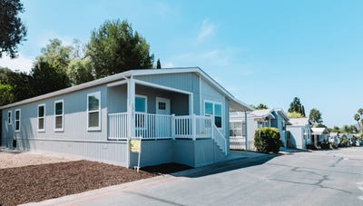 /international/us/13121-alpine-dr-poway-ca-110120517129/