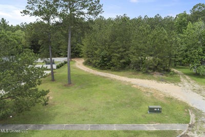 /international/us/2-s-of-fields-lot-k1-hattiesburg-ms-110099831744/