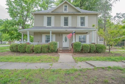/international/us/235-s-minnesota-avenue-columbus-ks-110108395151/