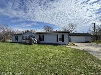 /international/us/29515-charles-street-romulus-mi-110107601137/