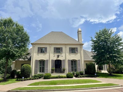 /international/us/2360-mont-alban-cv-germantown-tn-110105857541/
