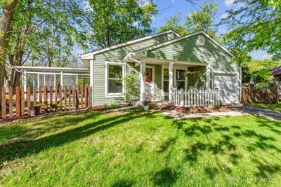 /international/us/417-bayview-avenue-naperville-il-110108109774/