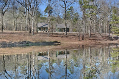 /international/us/374-cedar-glades-road-hot-springs-ar-110097586288/