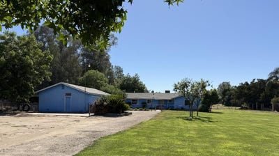 /international/us/5675-s-academy-avenue-del-rey-ca-110107954319/