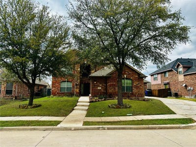 /international/us/213-fox-hollow-boulevard-forney-tx-110108231346/