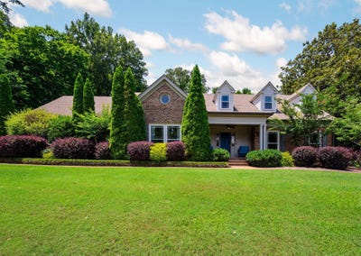 /international/us/2413-woolson-road-chattanooga-tn-110103716343/