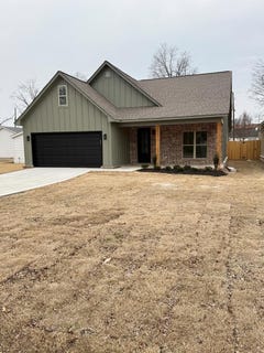 /international/us/72-pine-street-marion-ar-110103342662/