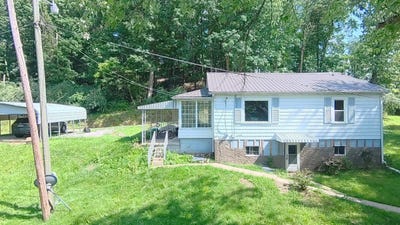 /international/us/4530-green-valley-road-huntington-wv-110100455060/