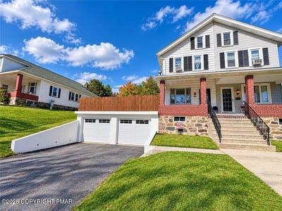 /international/us/546-mahoning-drive-e-lehighton-pa-110120684162/