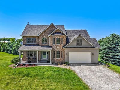 /international/us/13495-fennel-road-newark-il-110108119431/
