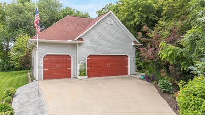 /international/us/8405-ridgeview-court-larsen-wi-110109057104/
