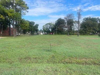 /international/us/216-pine-street-marion-ar-110102002377/