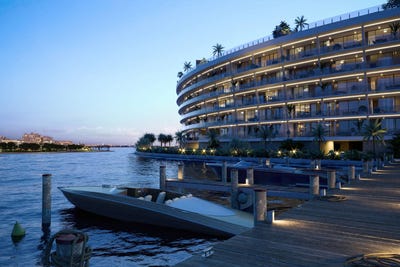 /international/us/4-grove-isle-drive-coconut-grove-fl-110075324793/