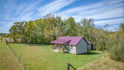 /international/us/w16396-county-rd-c-taylor-wi-110102778669/