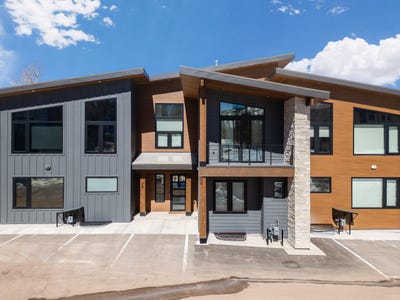 /international/us/160-w-ridgeview-st-brian-head-ut-110106672335/