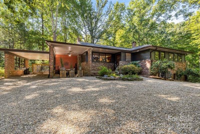 /international/us/750-braewick-road-tryon-nc-110102500419/