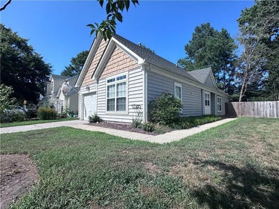 /international/us/306-dorothy-drive-yorktown-va-110101217653/