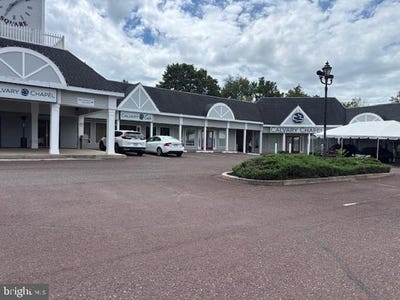 /international/us/150-e-butler-avenue-chalfont-pa-110108122247/