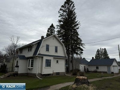 /international/us/1901-southern-drive-virginia-mn-110107984288/