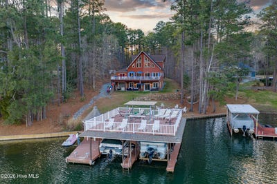/international/us/263-pinewood-acres-drive-henrico-nc-110106759141/