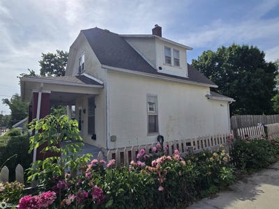 /international/us/400-e-prairie-street-centerville-ia-110108380251/