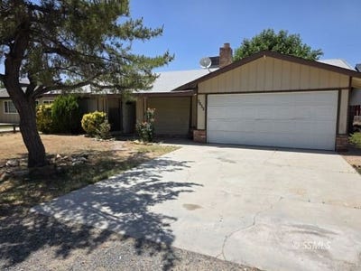 /international/us/2833-steensen-st-lake-isabella-ca-110099987787/