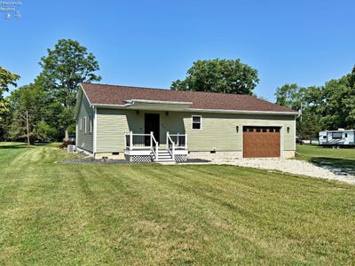 /international/us/319-monroe-street-bettsville-oh-110101047514/
