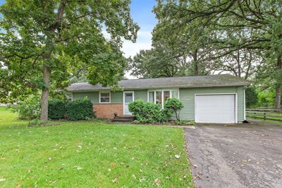/international/us/1713-oak-street-spring-grove-il-110120151548/