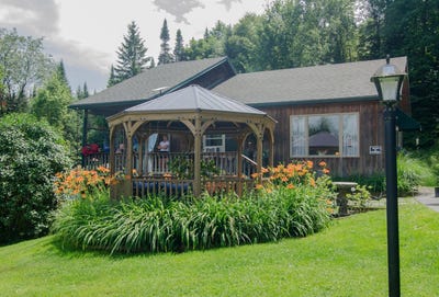 /international/us/488-kittredge-road-barton-vt-110107464129/