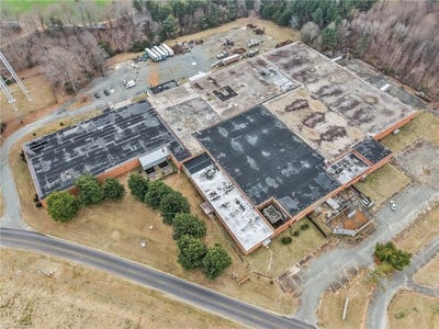 /international/us/1000-e-butler-avenue-liberty-nc-110106275710/