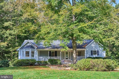 /international/us/12206-woodlark-court-manassas-va-110120721247/