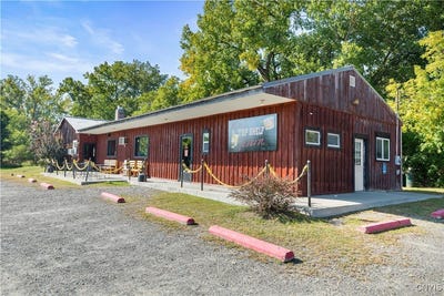 /international/us/20-classic-street-sherburne-ny-110094602787/