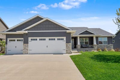 /international/us/733-raleigh-lane-marion-ia-110107548183/